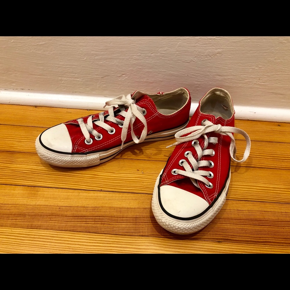 Converse size 7 red classics